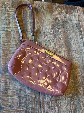Coach Patent Wristlet in Rose Pink